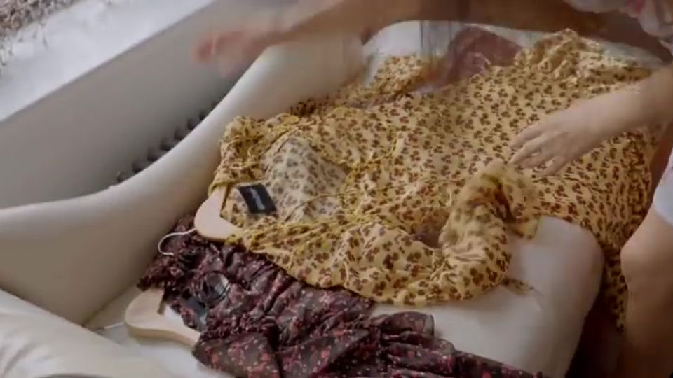 Behind the Scenes: Caterine Sanchez